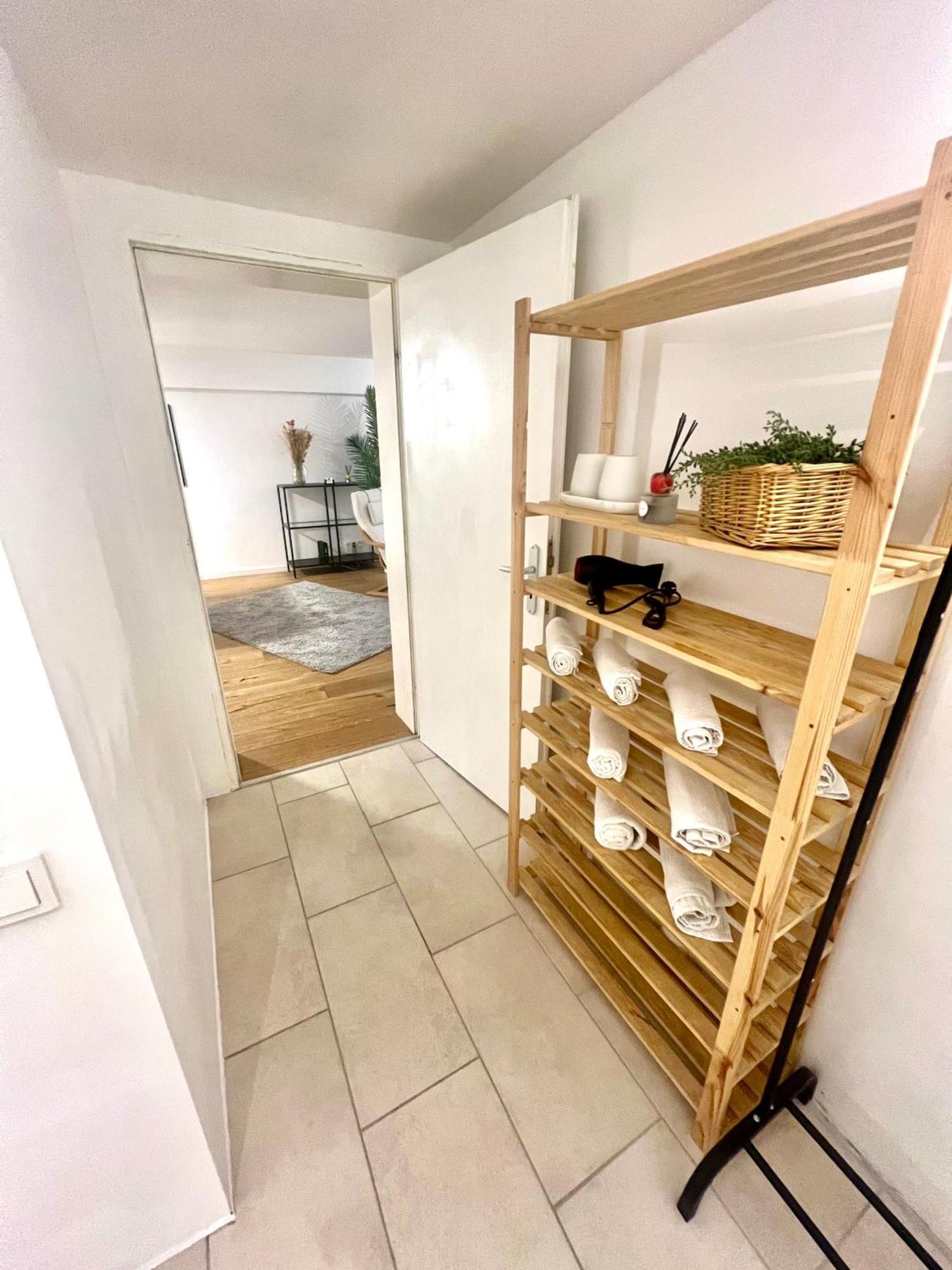 Gemuetliche Souterrain Wohnung Neben Der Universitaetsklinik In Homburg Хомбург Экстерьер фото